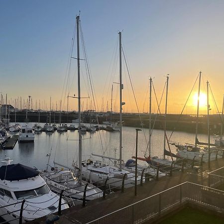 Harbour Bliss Apartman Ardrossan Kültér fotó